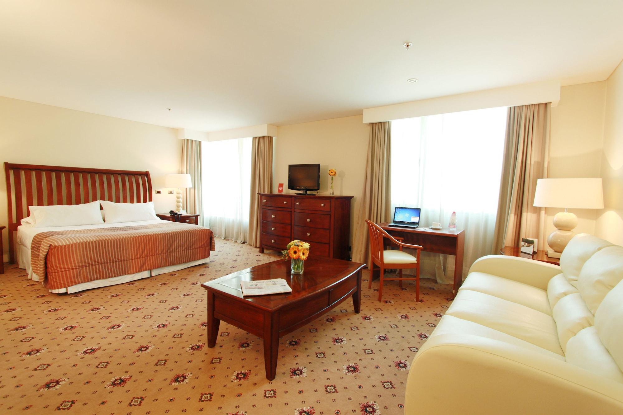 Hotel Torremayor Lyon Santiago de Chile Rum bild
